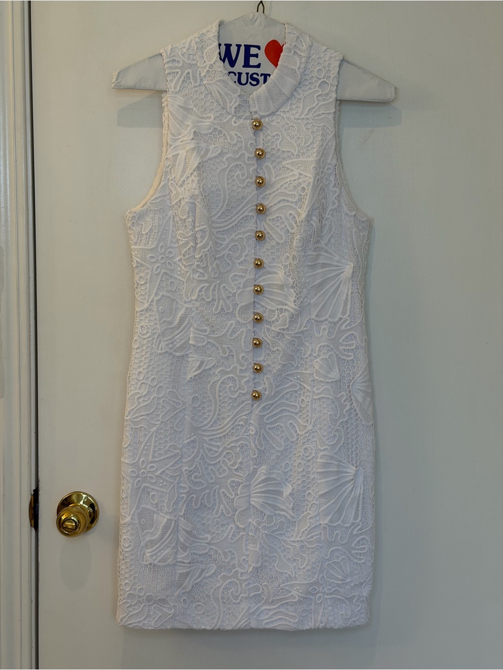 Lilly Pulitzer White Sleeveless Lace Shift Dress with Gold Buttons